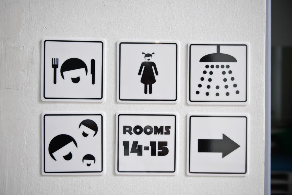 Lol Boutique Hostel City Center Будапеща Екстериор снимка