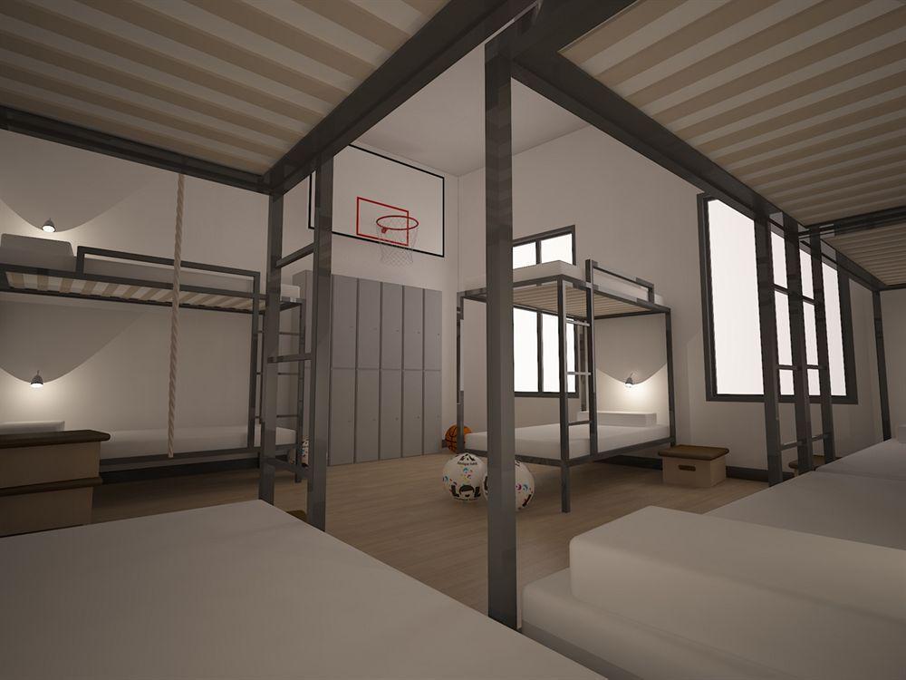 Lol Boutique Hostel City Center Будапеща Екстериор снимка