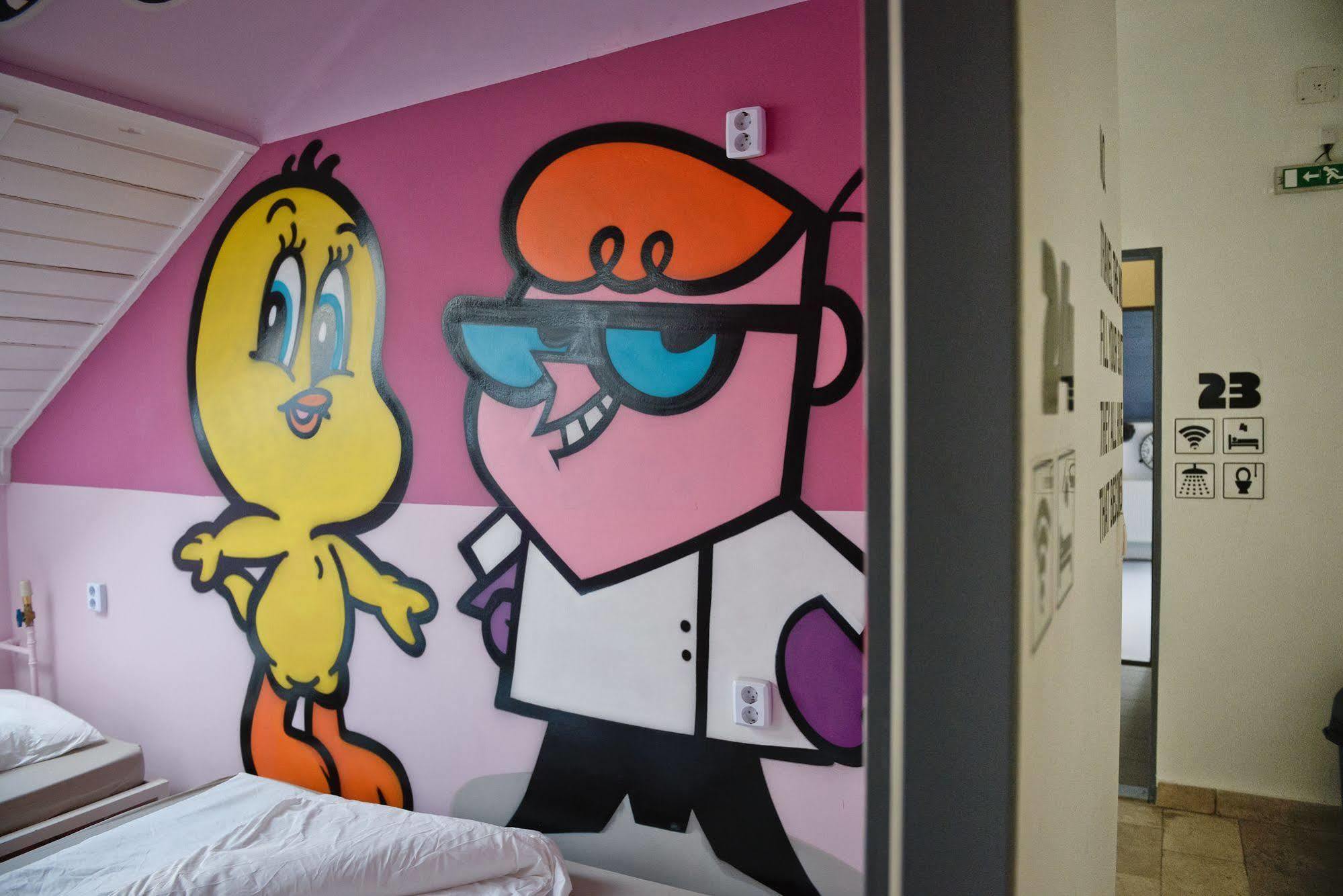 Lol Boutique Hostel City Center Будапеща Екстериор снимка